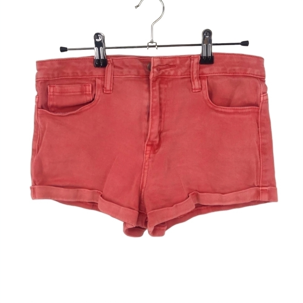 Forever 21 Pink Rolled Cuff Jean Shorts‎